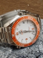 Omega Seamaster Planet Ocean Diver (orange and White)